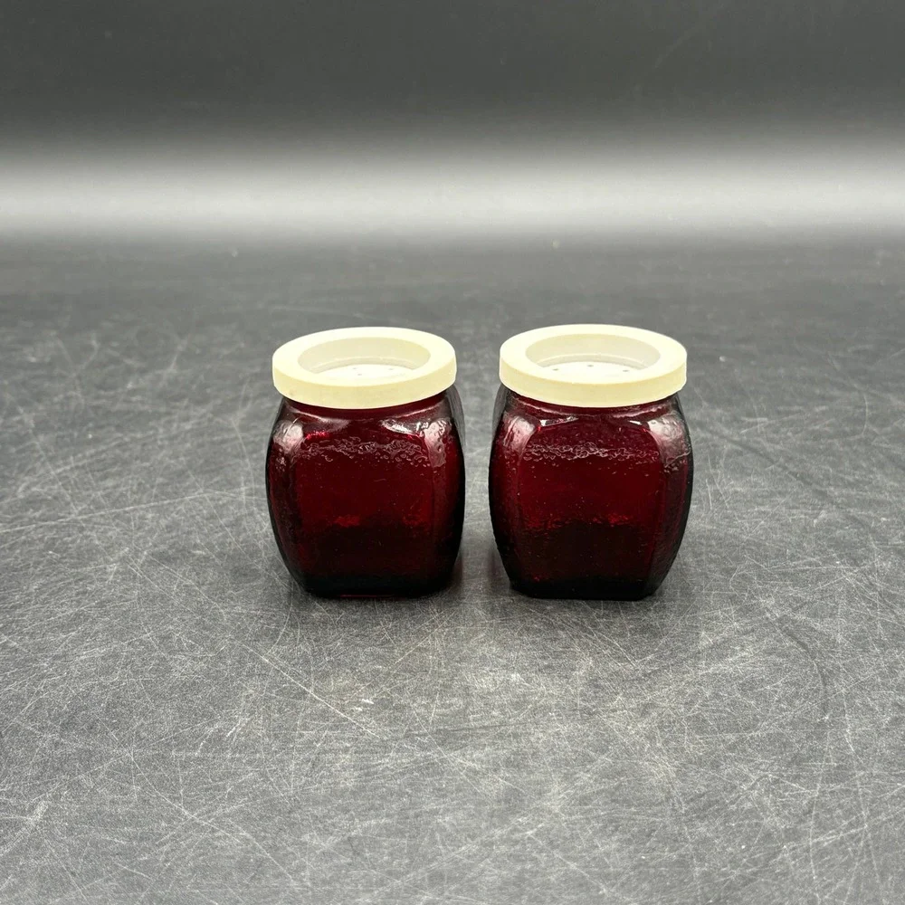 Vtg Wheaton Royal Ruby Red Pebble Glass Salt & Pepper Shakers Set No Lids USA